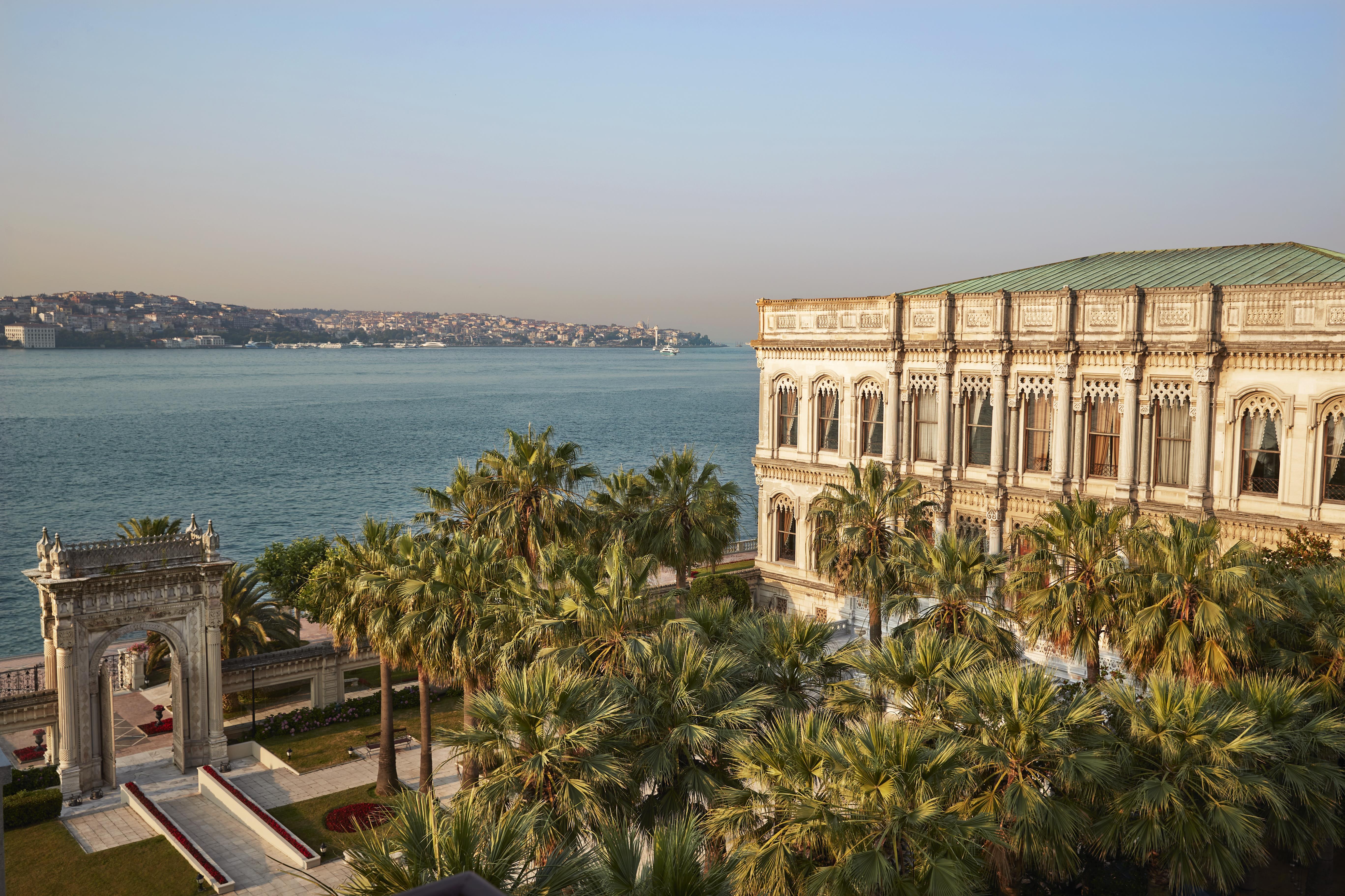 Ciragan Palace Kempinski Istanbul - Вид снаружи